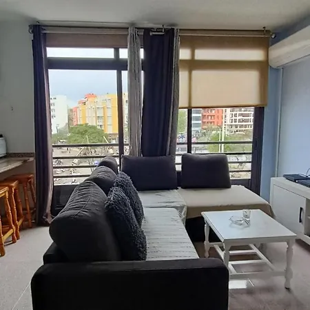 Views Of Beach, Two Appartement *