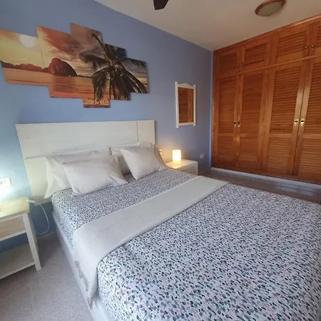 Apartment Views Of Beach, Two El Medano (Tenerife)