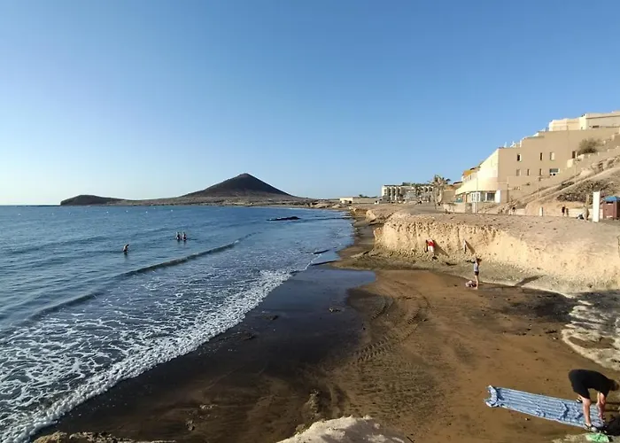 Views Of Beach, Two Apartamento *